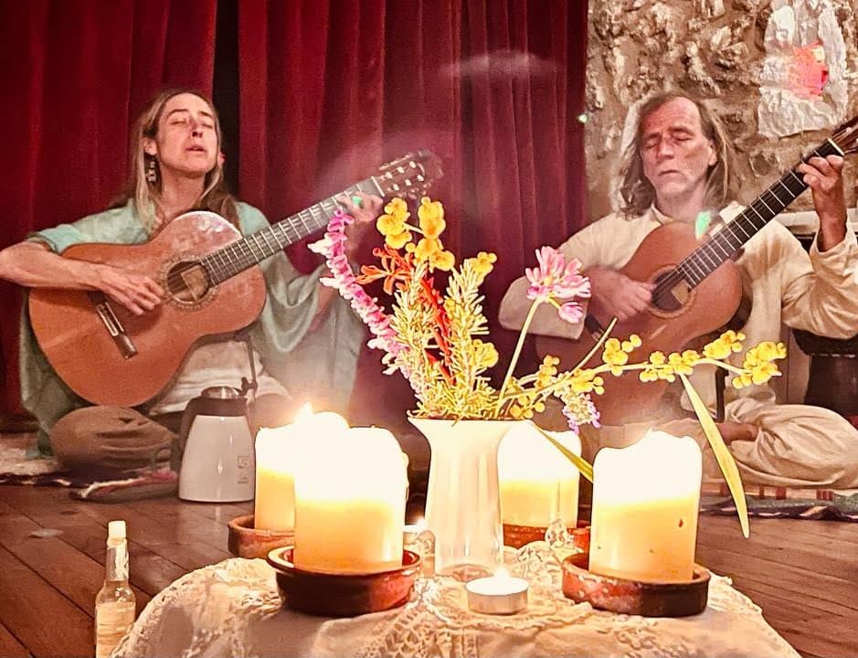 Kirtan Singing Circle Kirtan Singing Circle