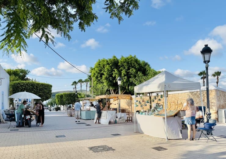 Evening Artisan Market In Santa Gertrudis