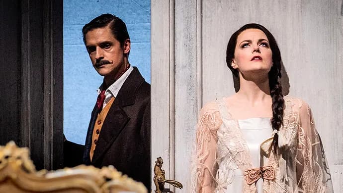 Opera North - Eugene Onegin