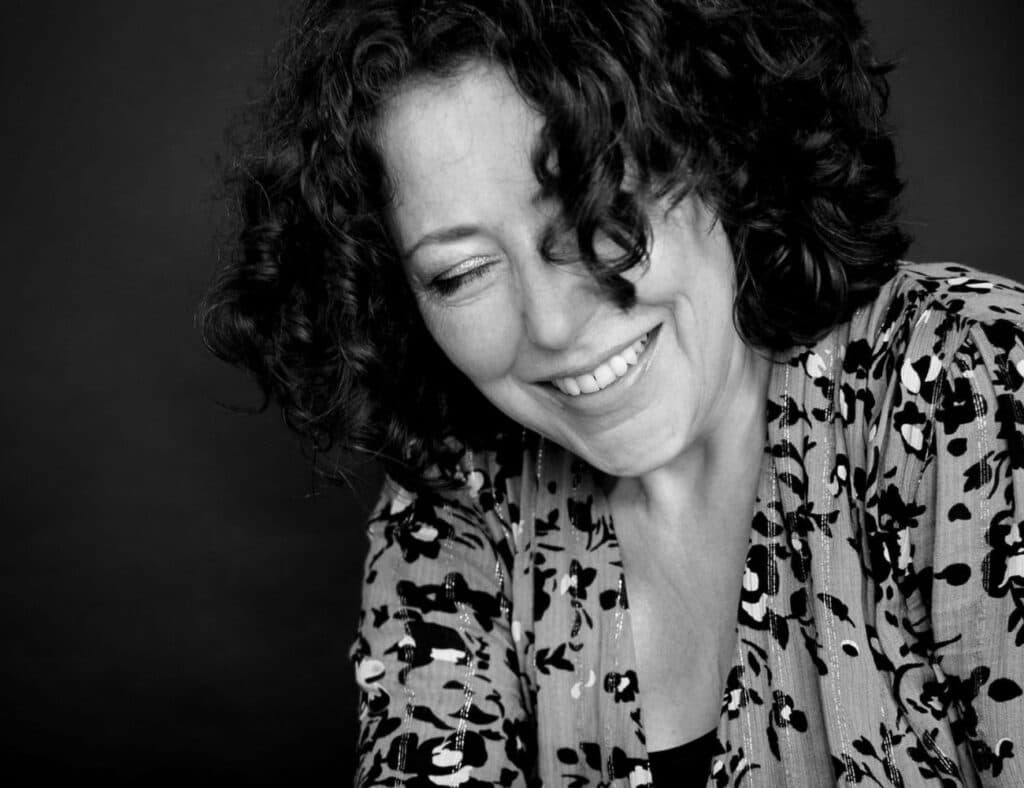 Bonington Jazz Company… Yvonne Barrie – Hotwire The Jukebox!