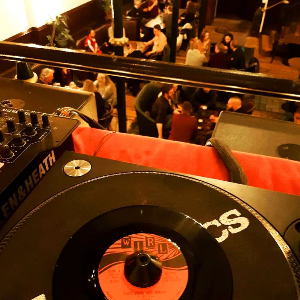 Live Dj Social – Daddio