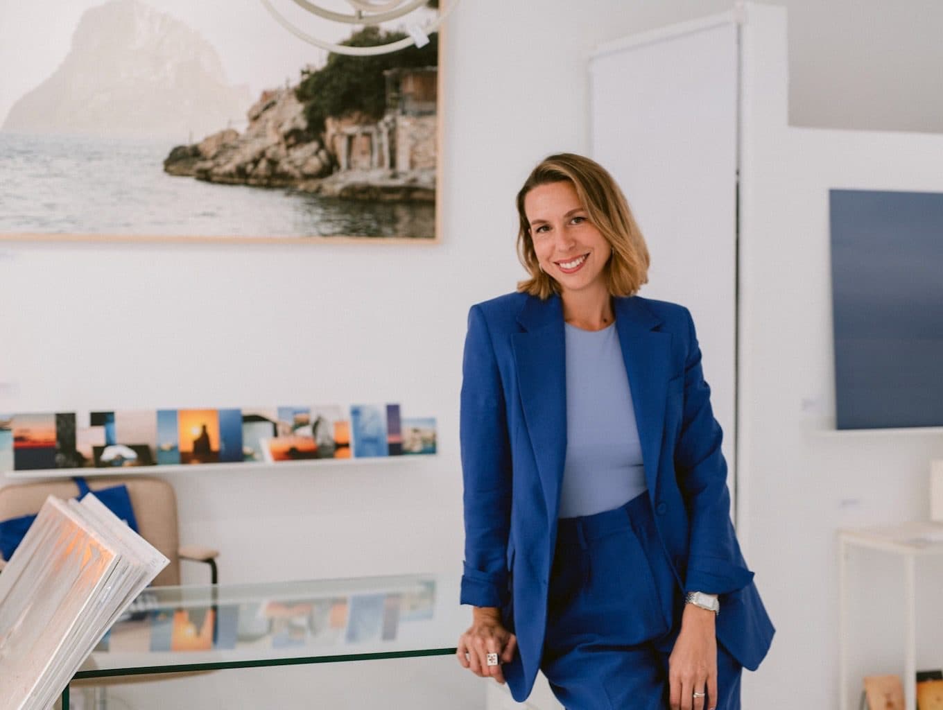Olas Gallery presents DIVE INTO ART at W Ibiza